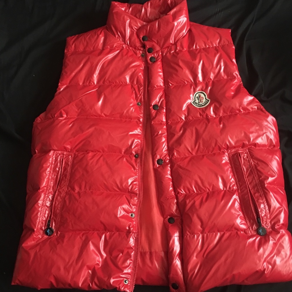 Moncler Men’s Medium Red Winter Puffer Coat